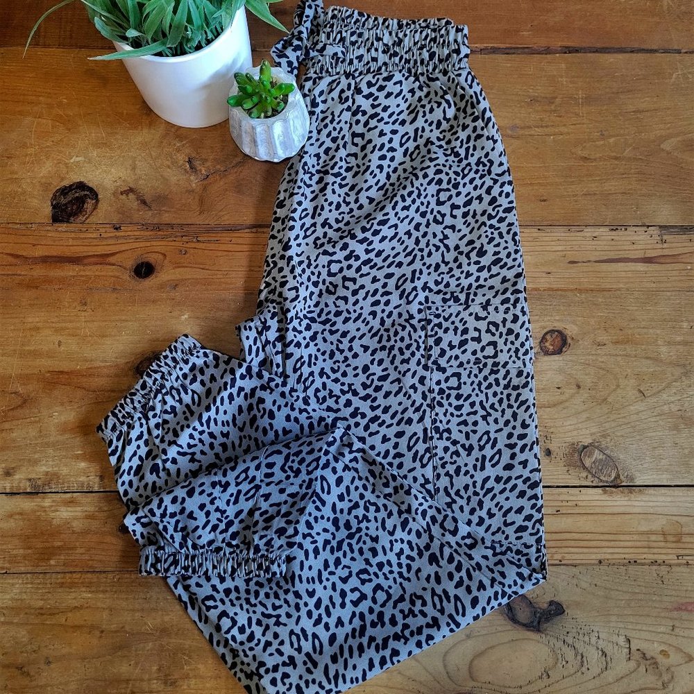 New Leopard Dress Joggers S